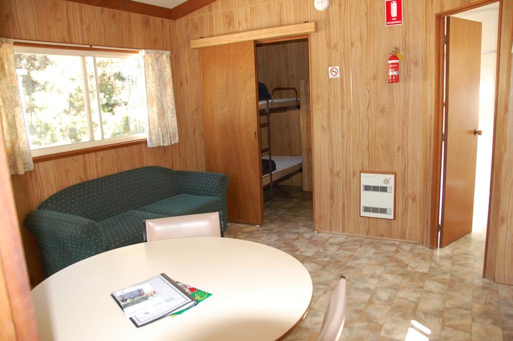 Eildon Pondage Holiday Park Værelse billede