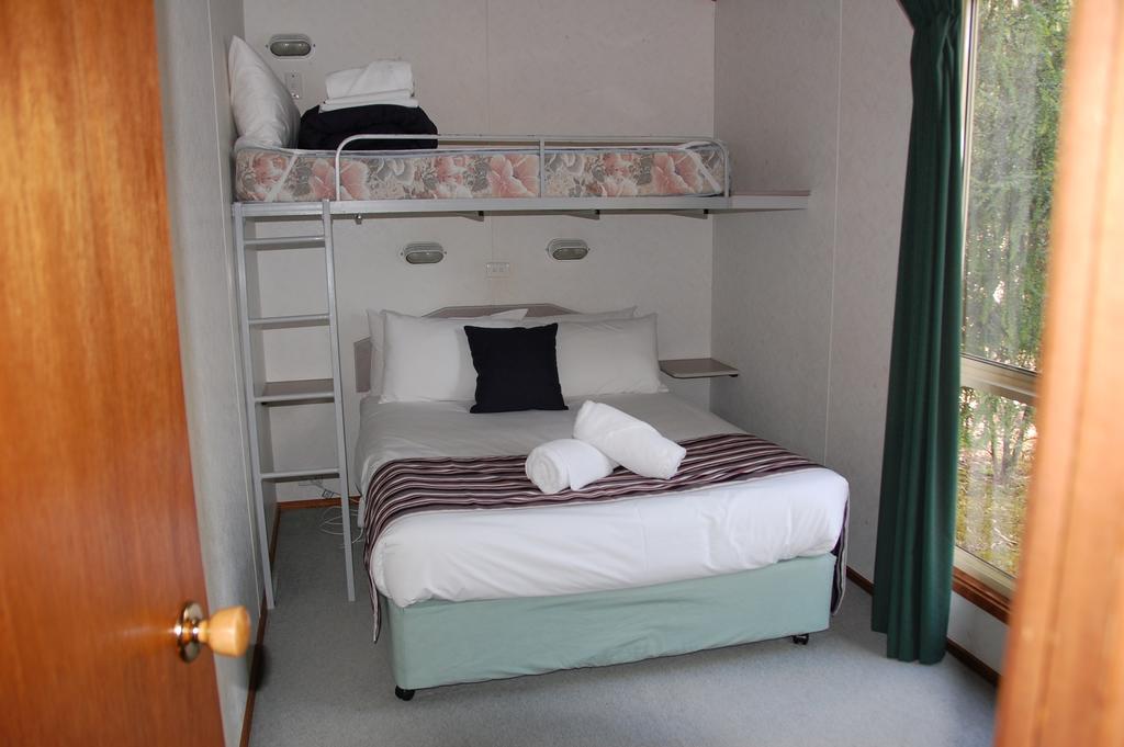 Eildon Pondage Holiday Park Værelse billede